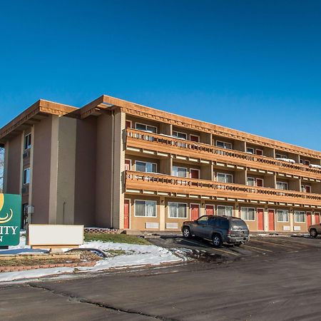 Quality Inn East Dubuque Luaran gambar
