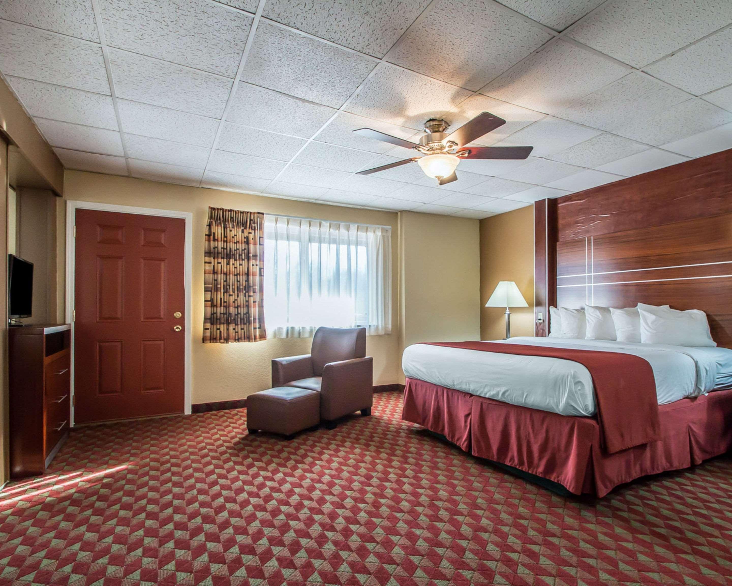 Quality Inn East Dubuque Luaran gambar