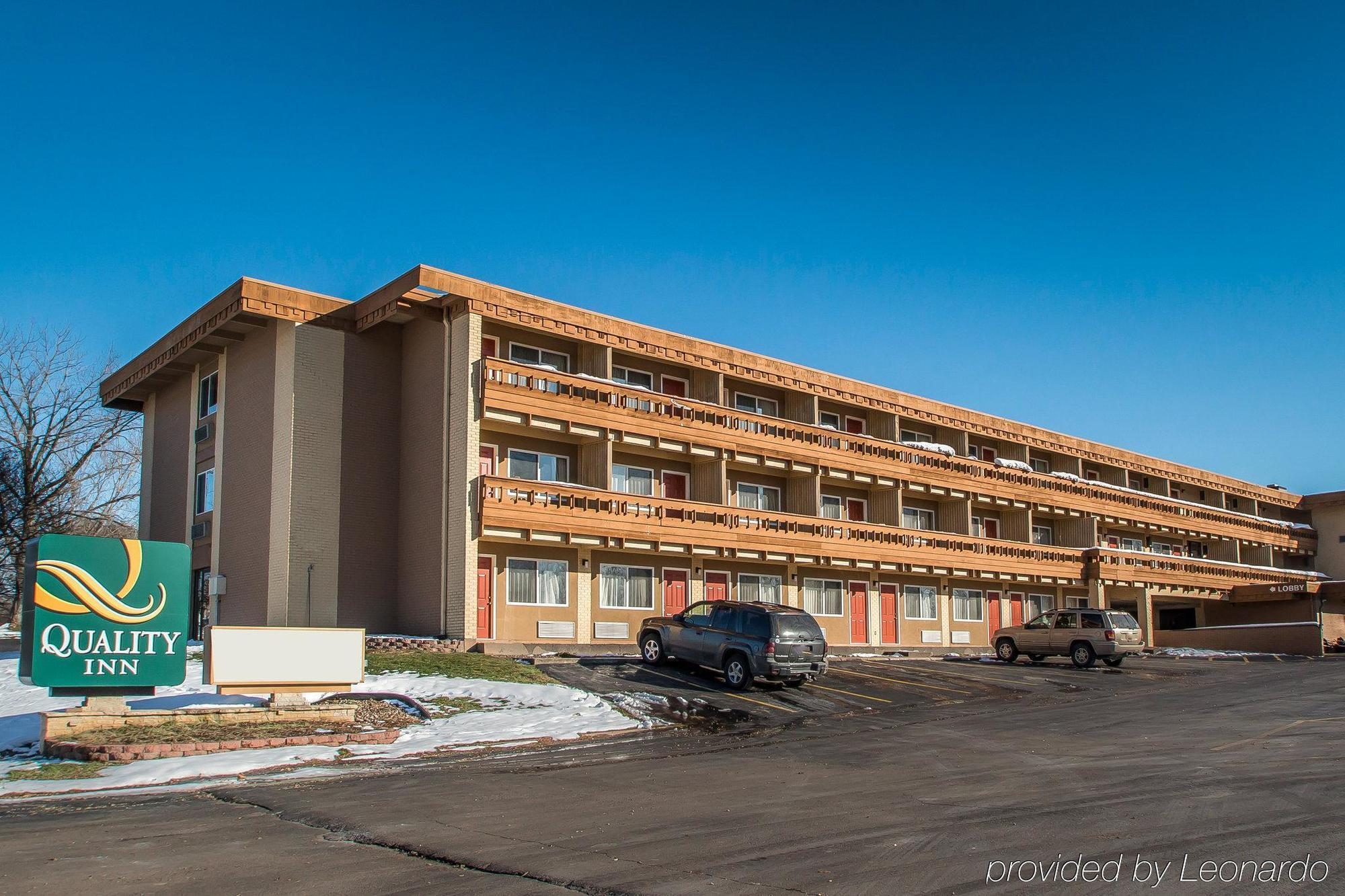 Quality Inn East Dubuque Luaran gambar