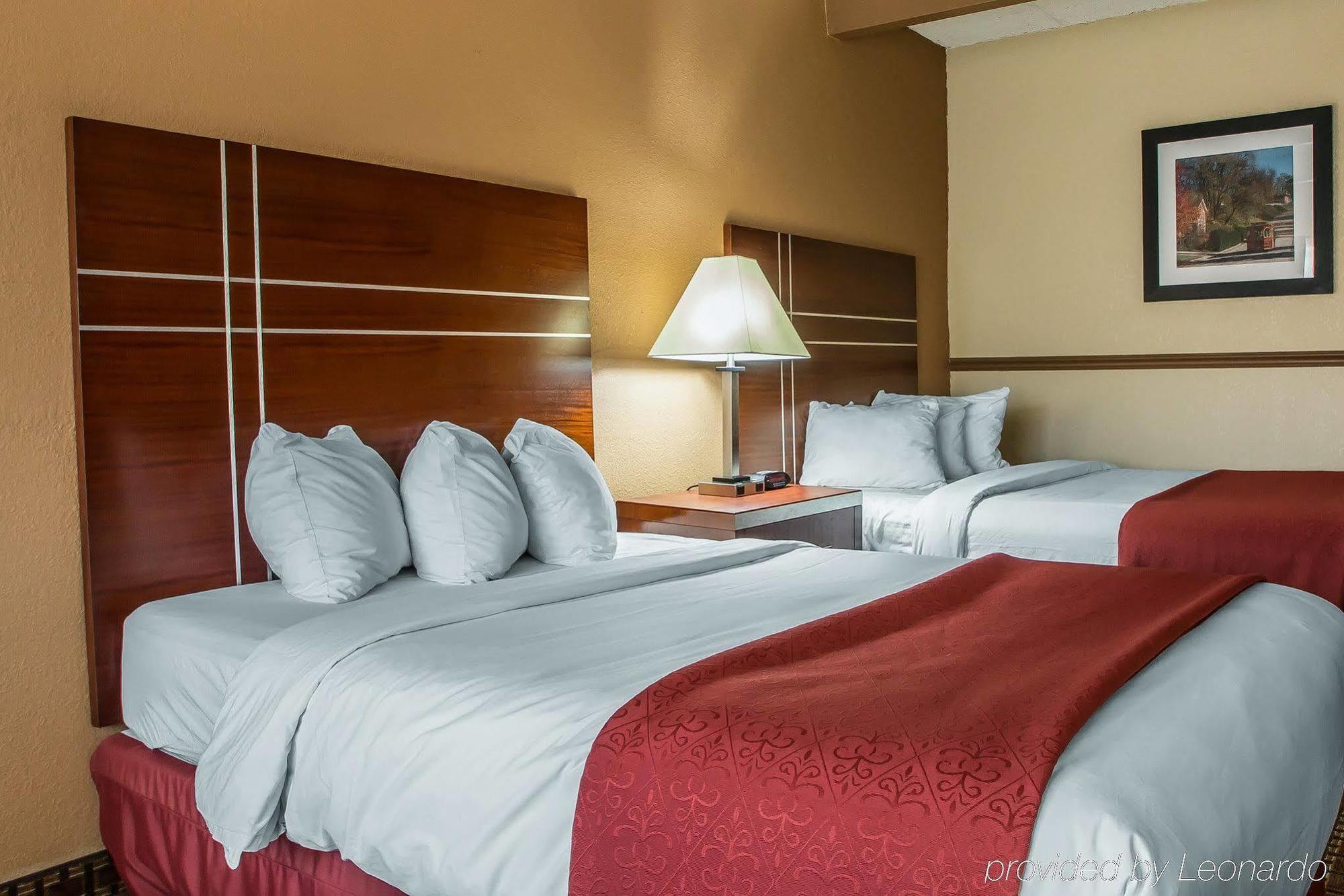 Quality Inn East Dubuque Luaran gambar