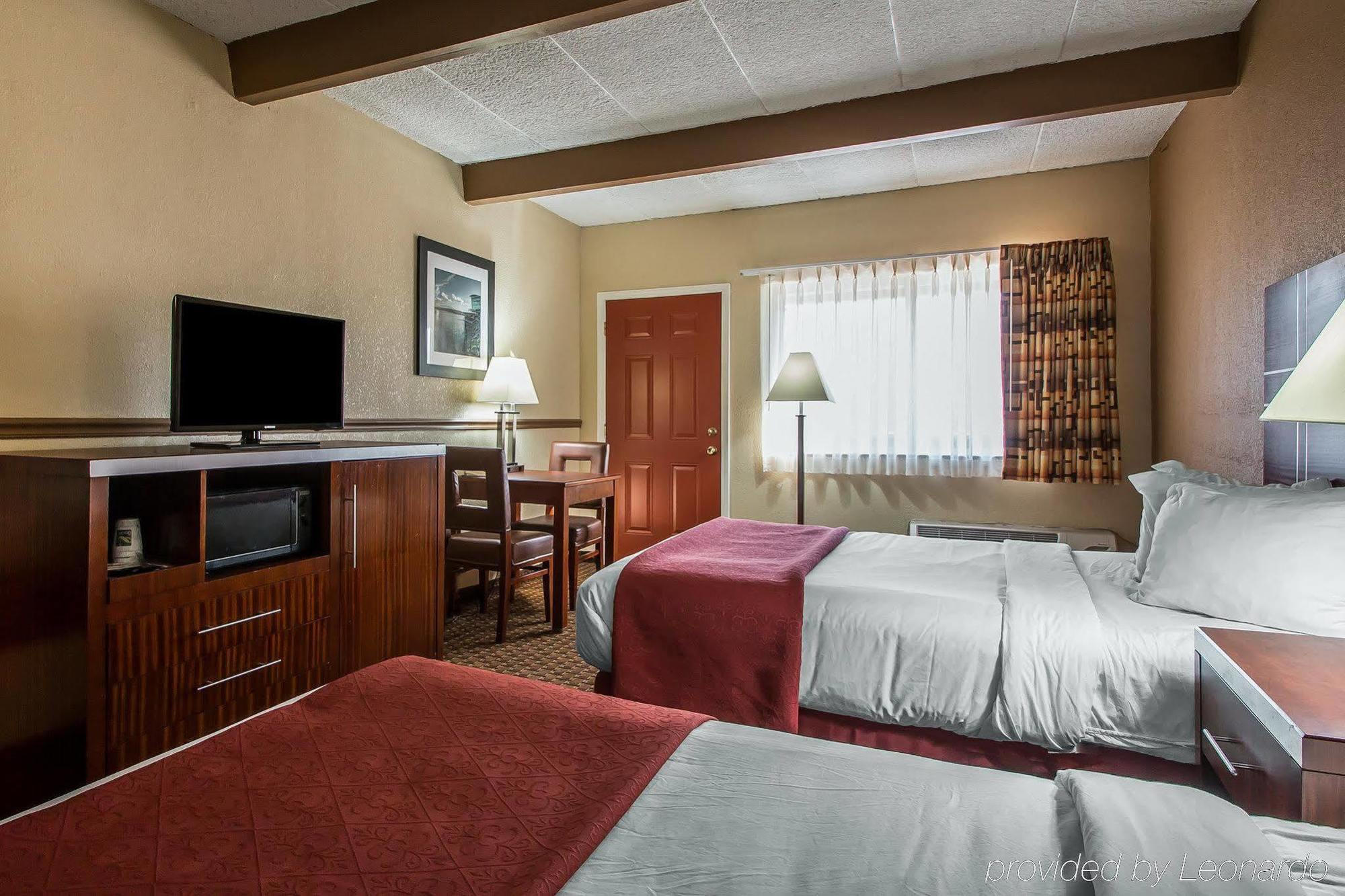Quality Inn East Dubuque Luaran gambar
